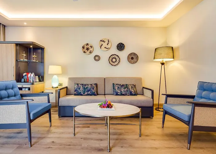 리조트 Divan Bodrum Palmira 골터크부쿠