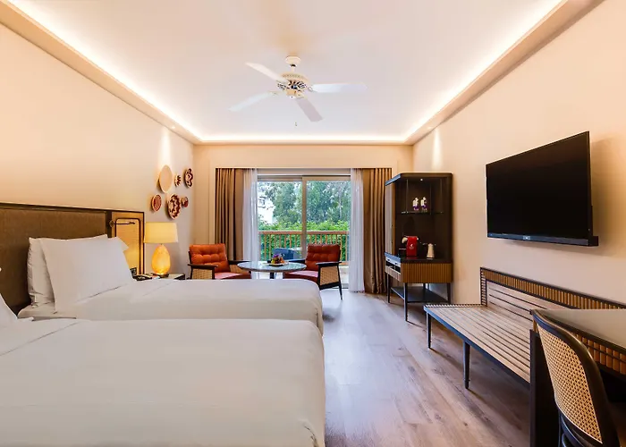 Divan Bodrum Palmira Resort 5*