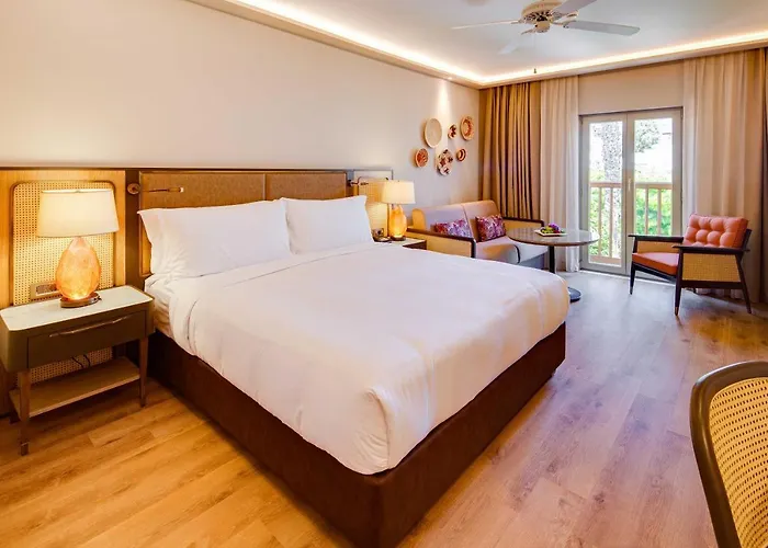 Divan Bodrum Palmira Resort 5*